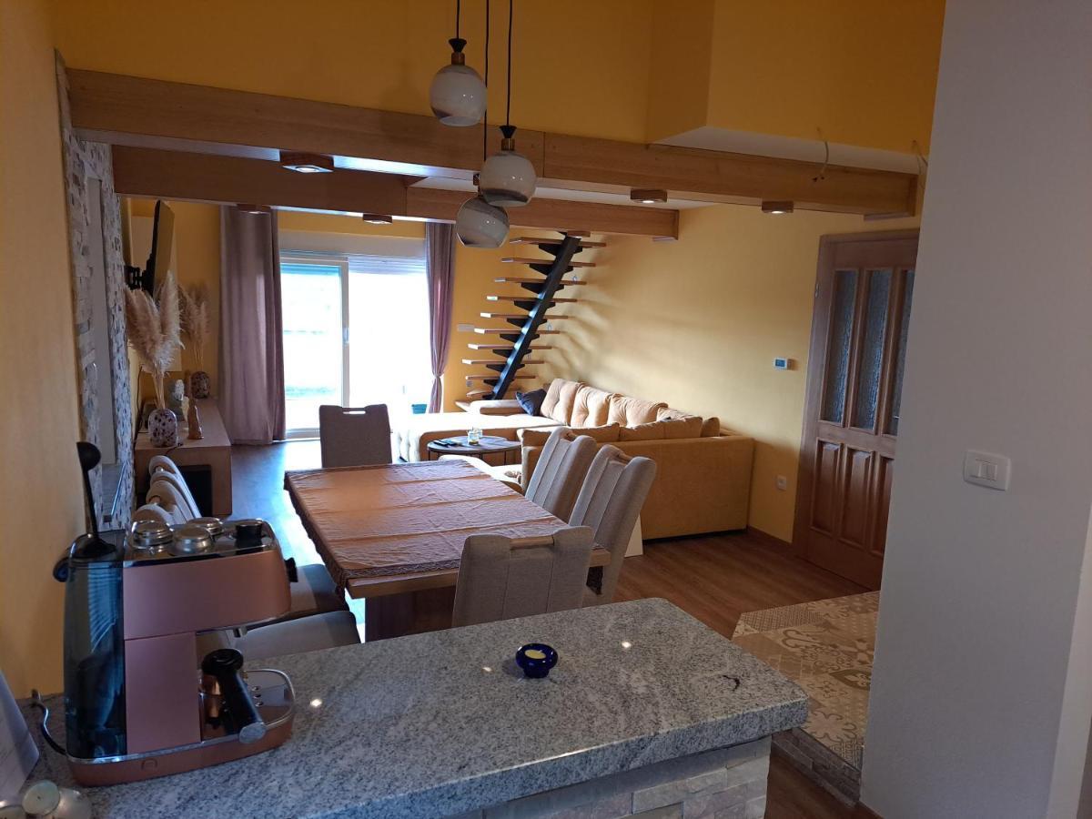 Apartman Vidas Palit 외부 사진