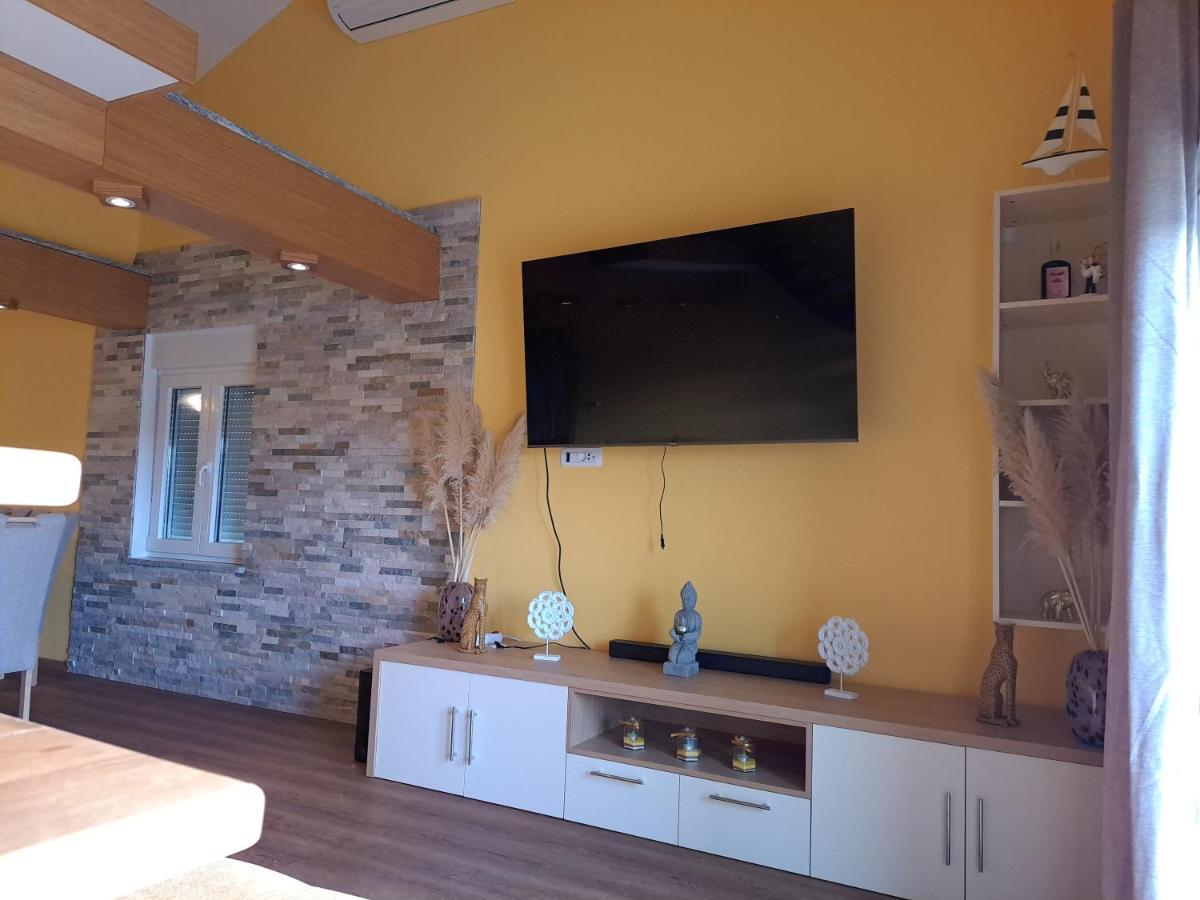 Apartman Vidas Palit 외부 사진
